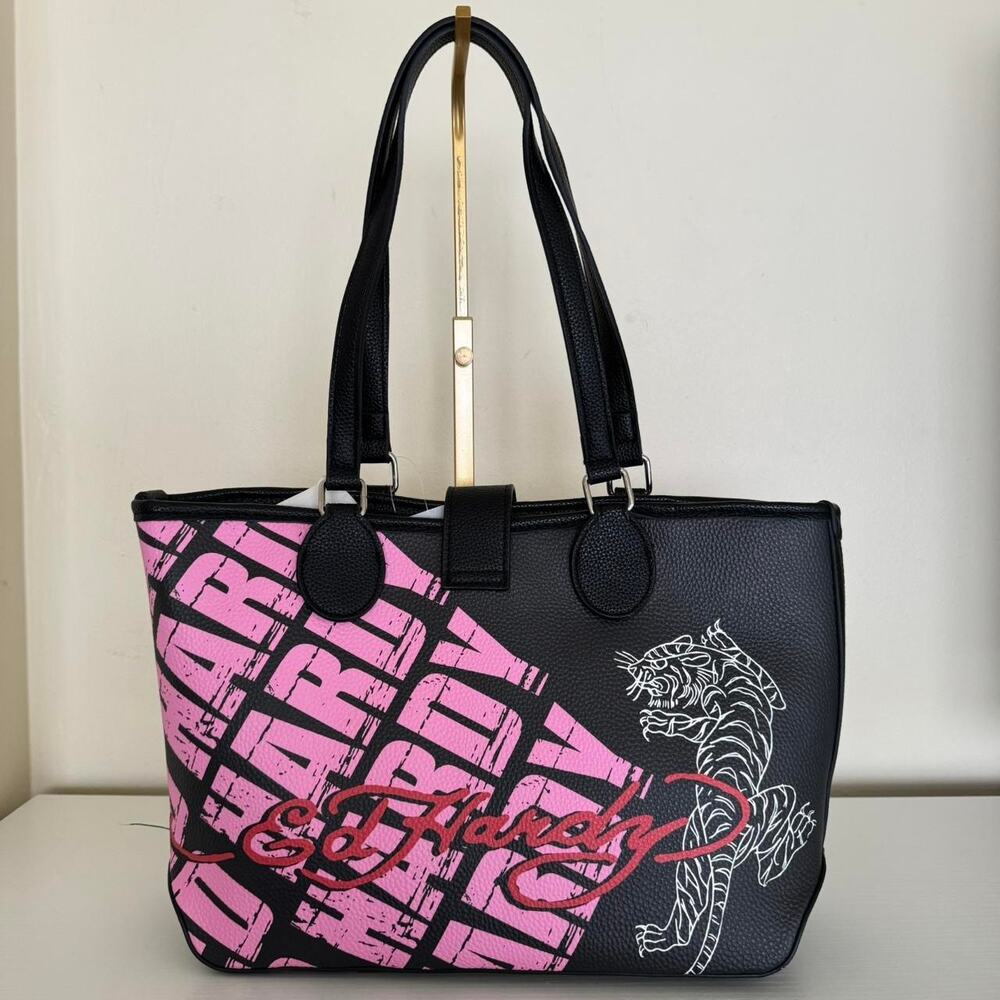 Ed Hardy Bag - Picture 4 of 8